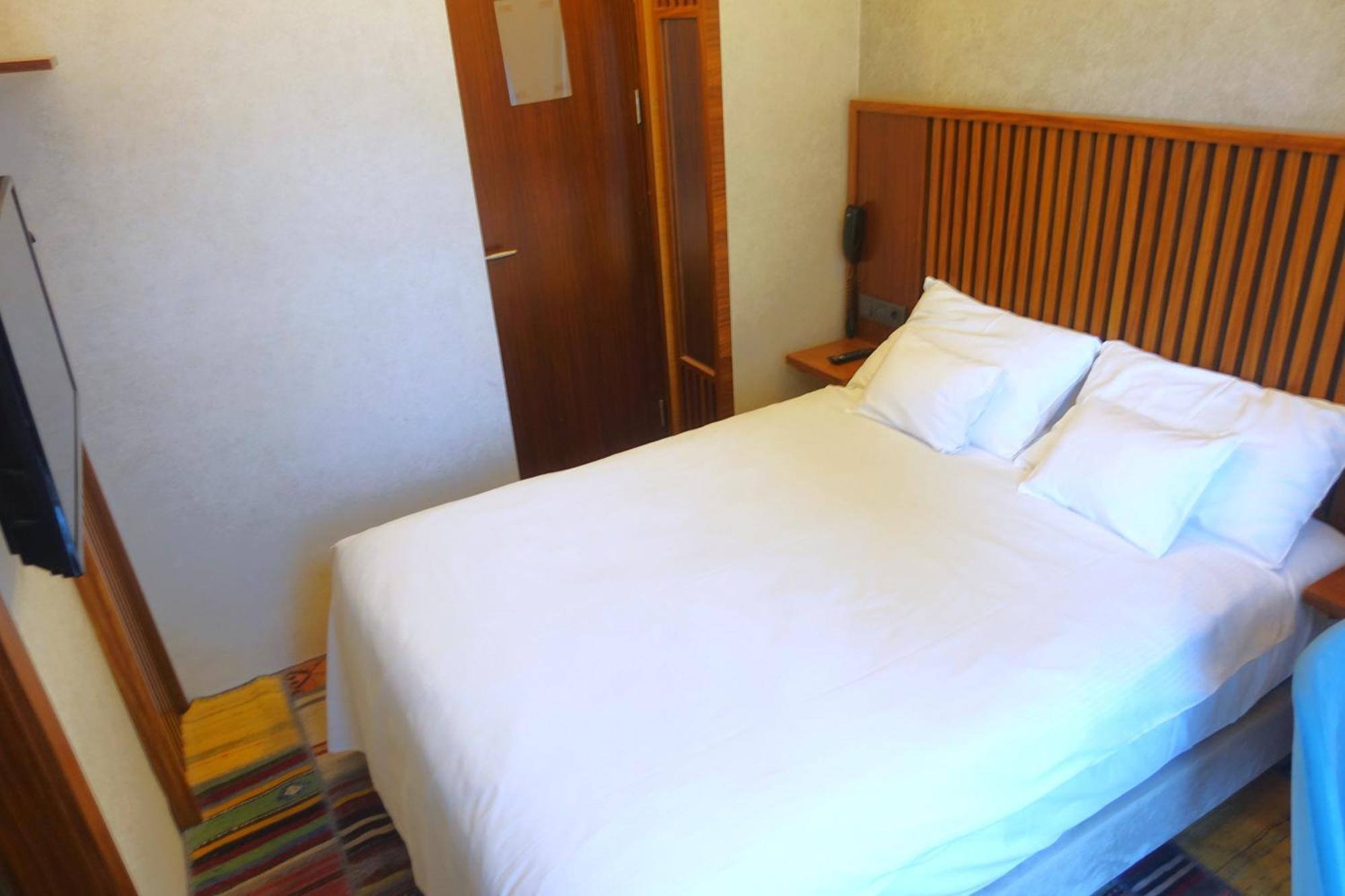 ดิสคัฟเวอรี โฮเทล Hotel อิสตันบูล ภายนอก รูปภาพ