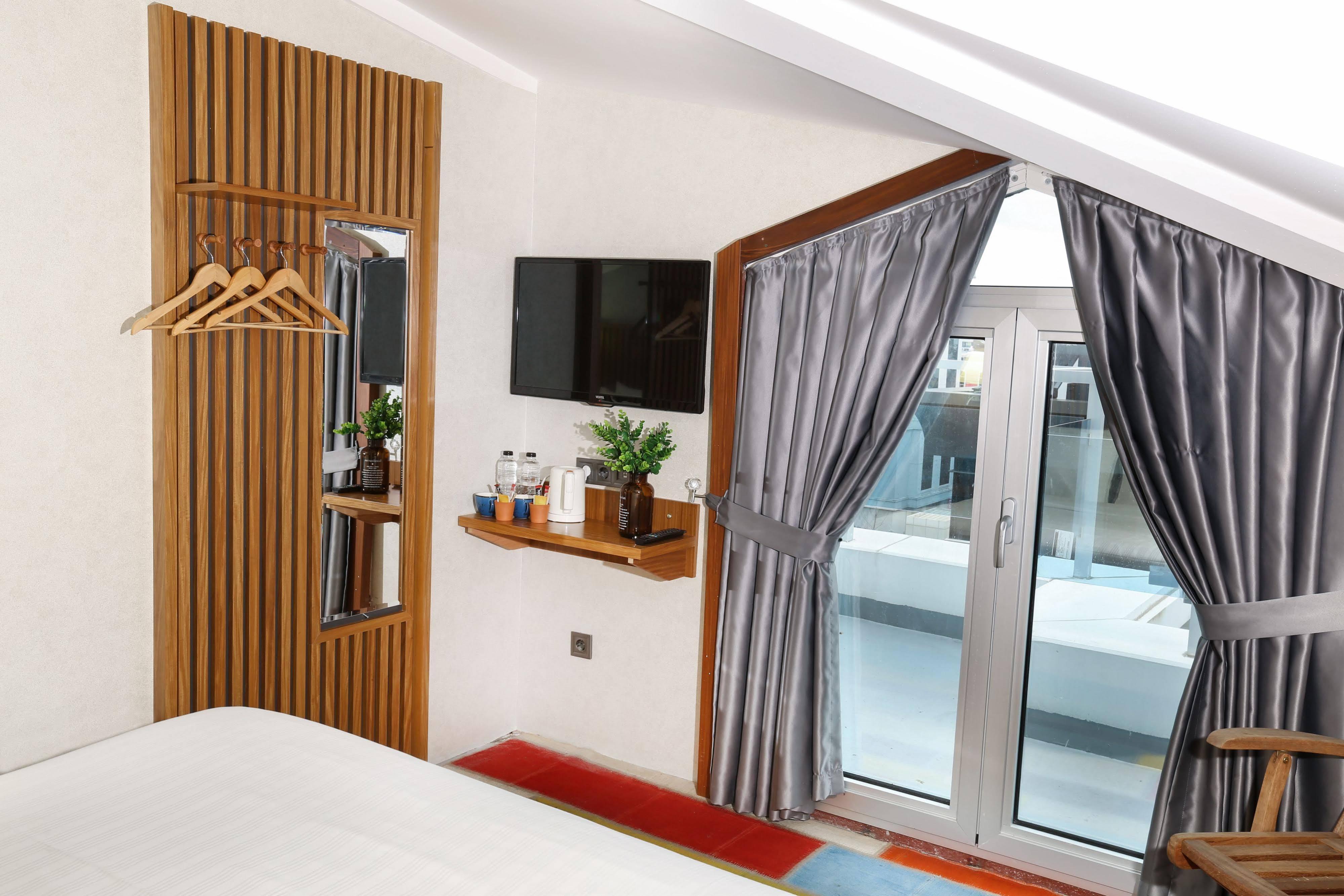 ดิสคัฟเวอรี โฮเทล Hotel อิสตันบูล ภายนอก รูปภาพ