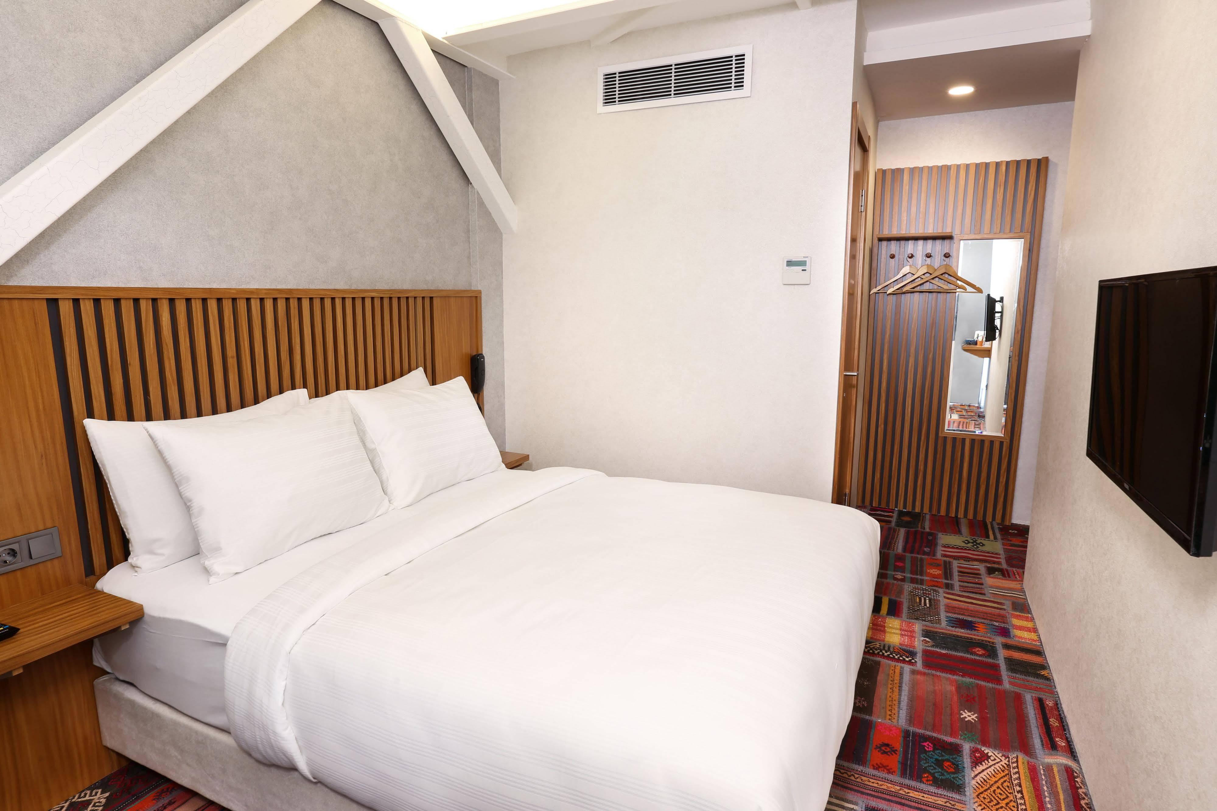 ดิสคัฟเวอรี โฮเทล Hotel อิสตันบูล ภายนอก รูปภาพ